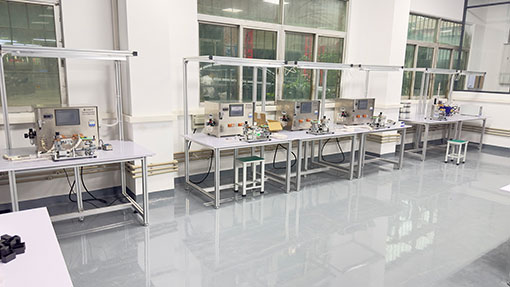 眼鏡焊接車間一角